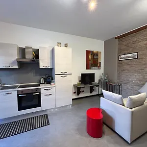 Comfort , Bergamo Włochy